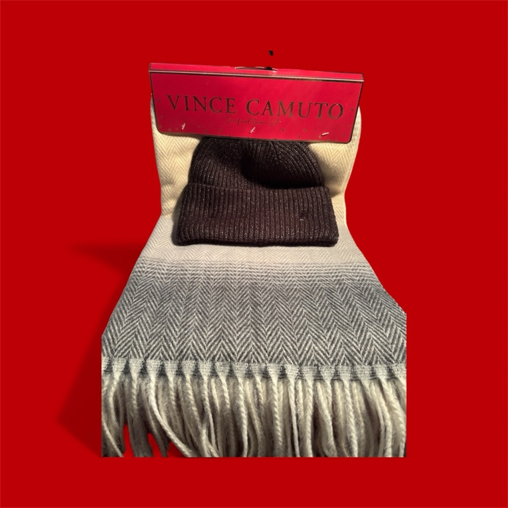 Vince Camuto Two-Tone Scarf and Hat Set, Women/Men